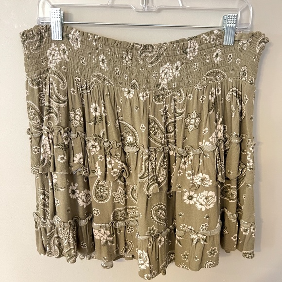 Green Bandanna Pattern Aerie Skirt - Picture 2 of 5
